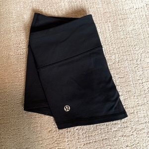 LULULEMON BOOGIE SHORTS (discontinued)!